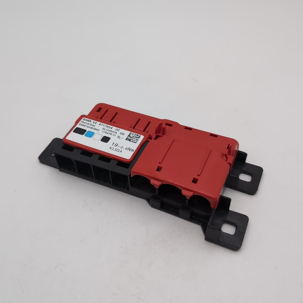 2021 - 2026 BMW X7 X5 Rear B+ Junction Point Terminal Fuse Box 8717954