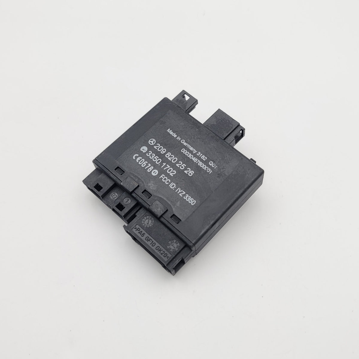MERCEDES W209 CLK350 CLK550 CLK55 KEYLESS GO CONTROL MODULE OEM 2098202526