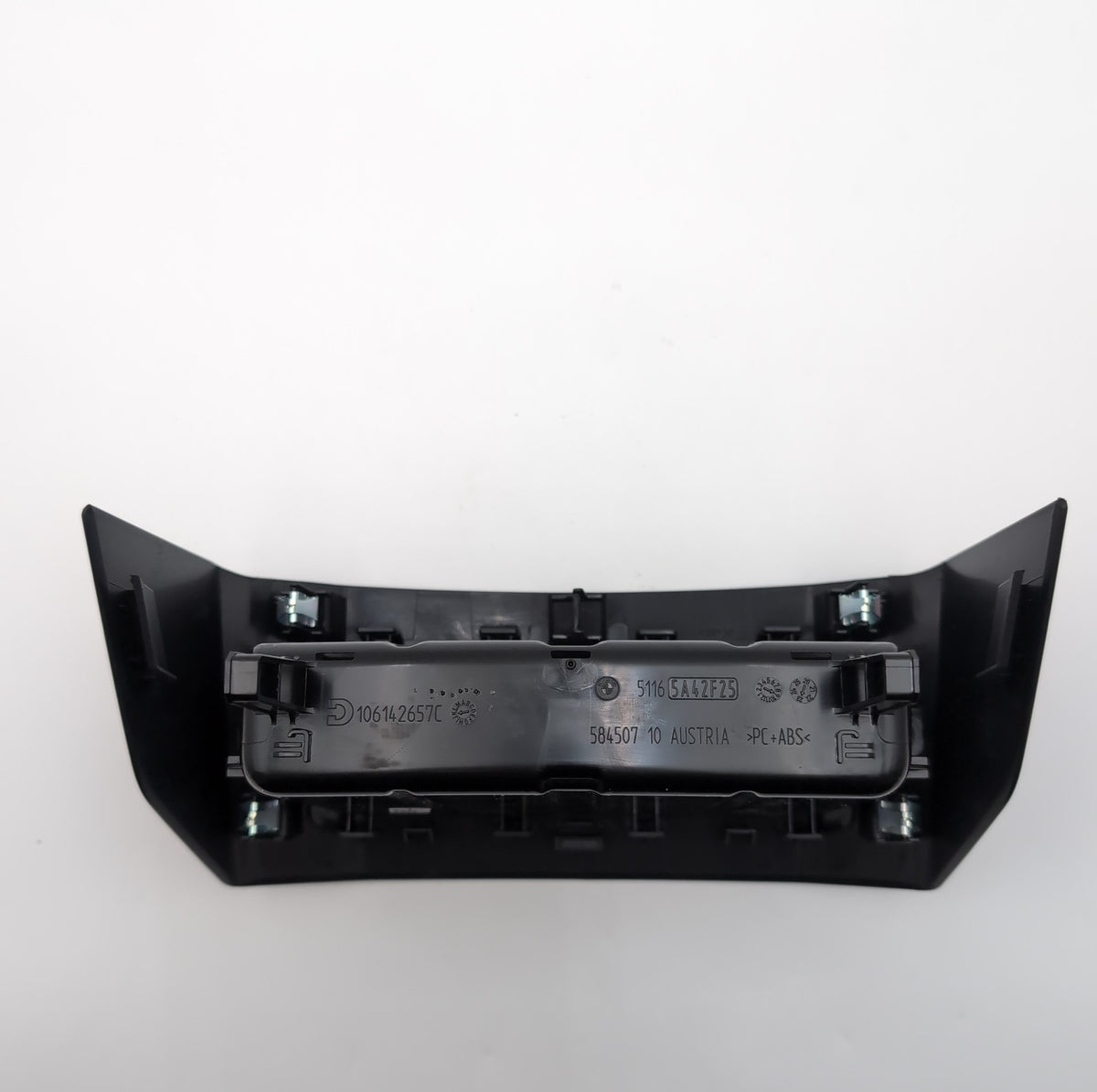 2024 2025 BMW i7 G70 Rear Center Console Storage Compartment 51165A42FA0