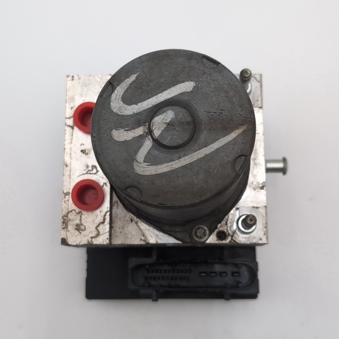 2011- 2014 Nissan Maxima 3.5L ABS Anti-Lock Brake Pump Control Unit 47660ZY90C