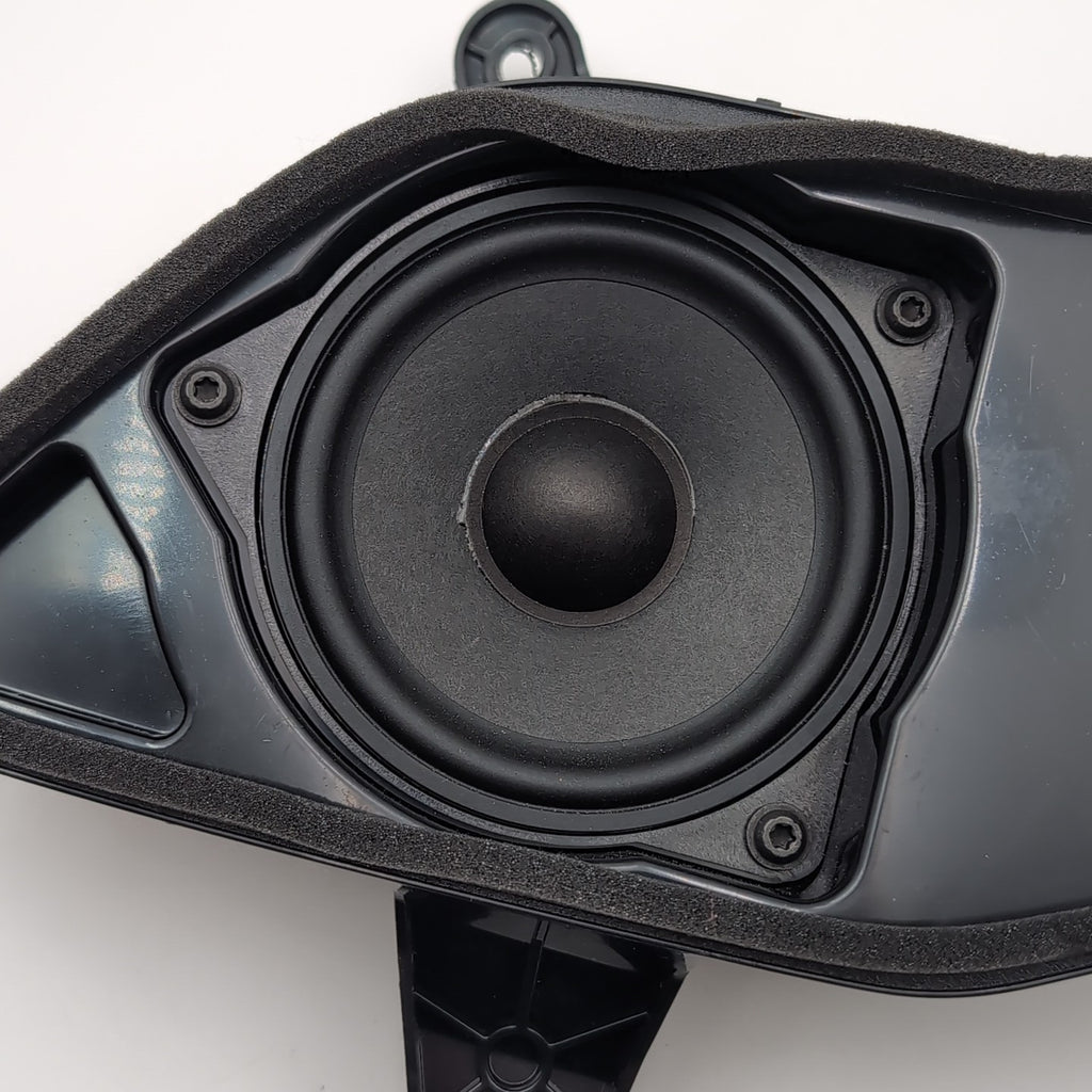 2019 - 2026 BMW X5 Rear Right D Pillar Harman Kardon Speaker Tweeter 2622520