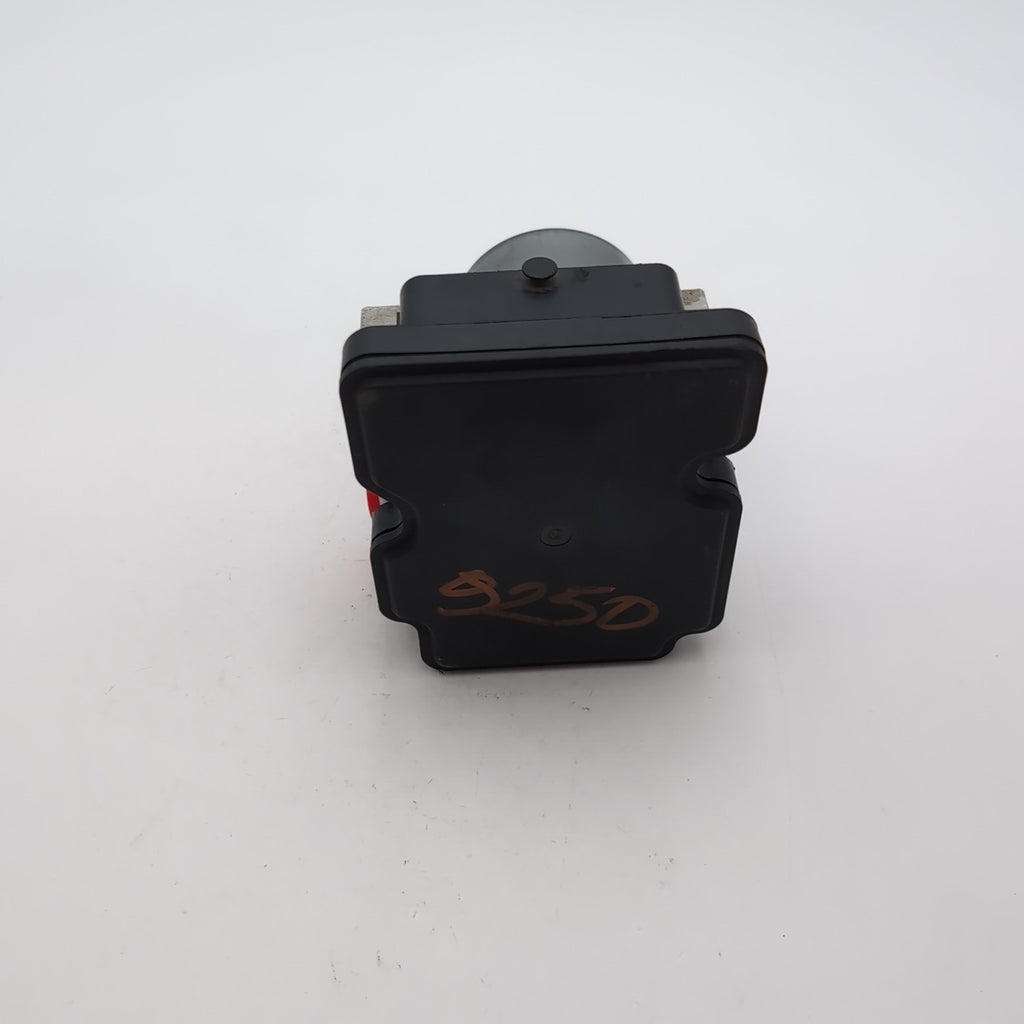 2018 2019 2020 Toyota Camry ABS Anti Lock Brake Pump Control Unit 44540-06290