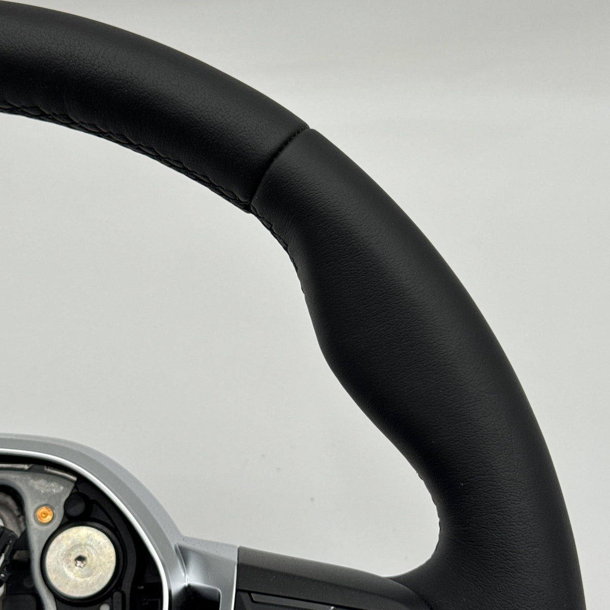 2023 2024 2025 BMW X1 X2 U11 U10 Leather Steering Wheel 9472034