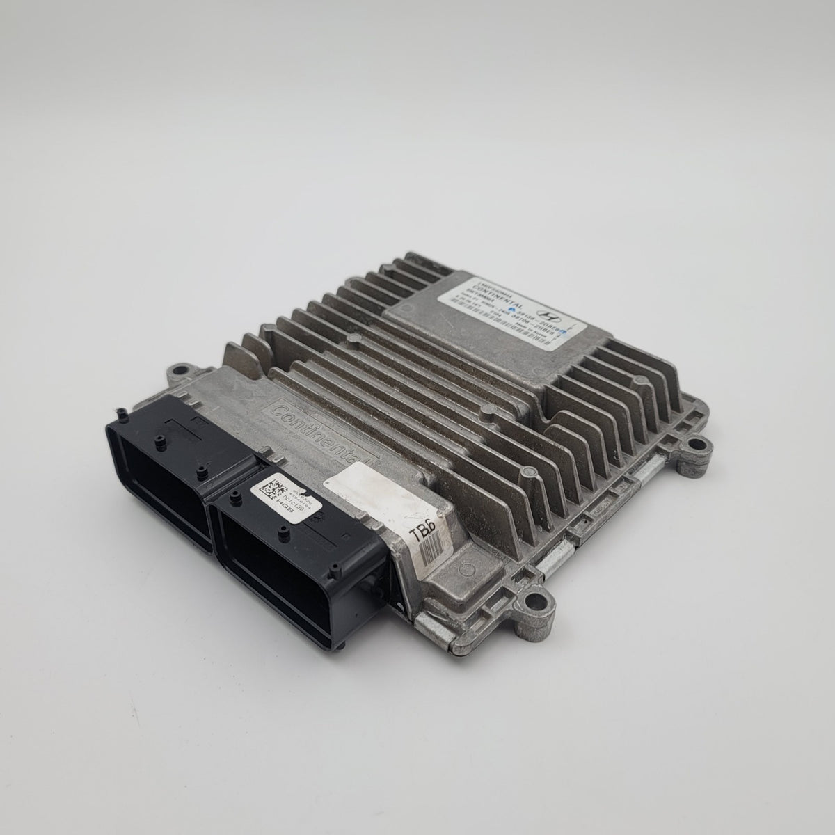 2015 HYUNDAI TUCSON 39136-2GBE6 Engine Control Module Unit Ecm