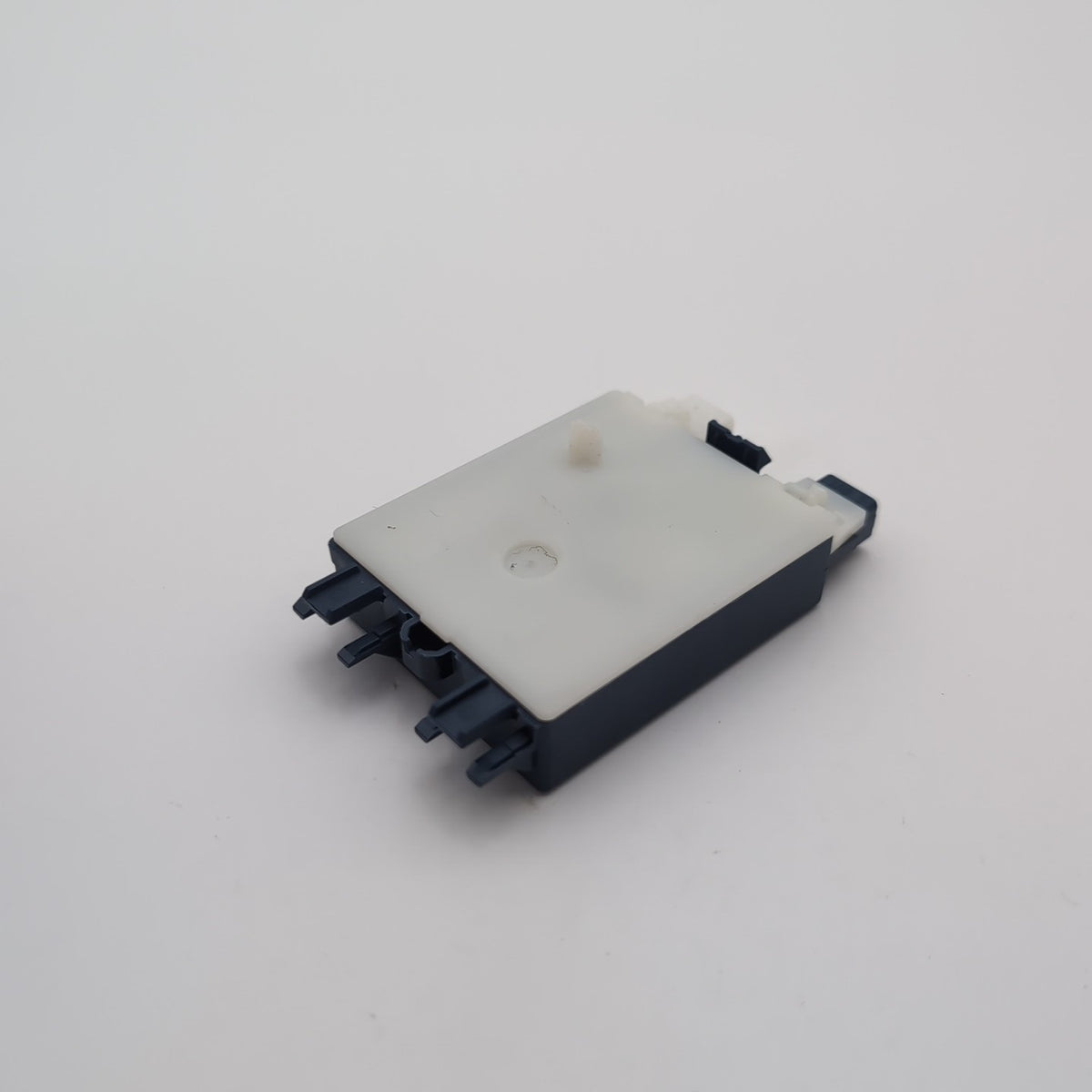 BMW F70 F74 F78 LFS Interior LED Light Control Unit OEM 63315B610A2