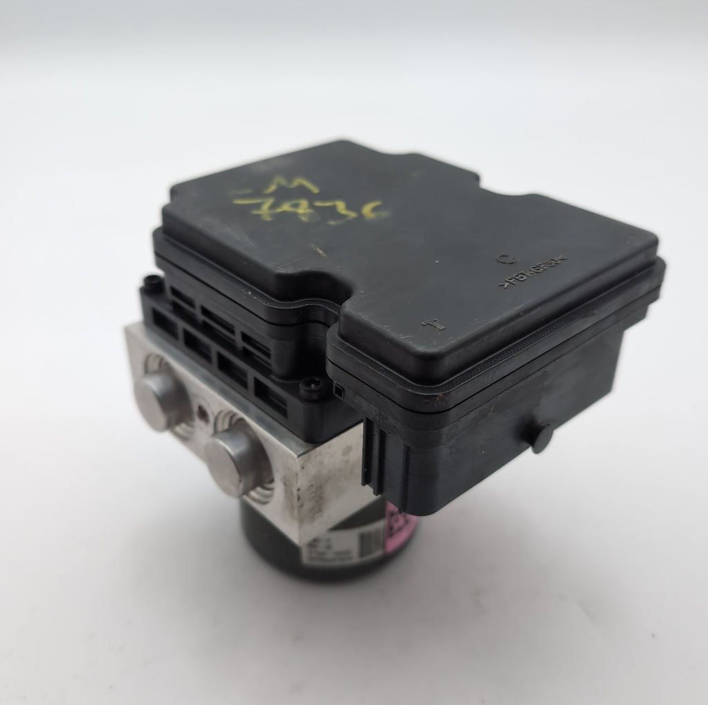 2019 2020 Hyundai Santa Fe 2.4L AWD ABS Anti Lock Brake Pump 58900-S2550
