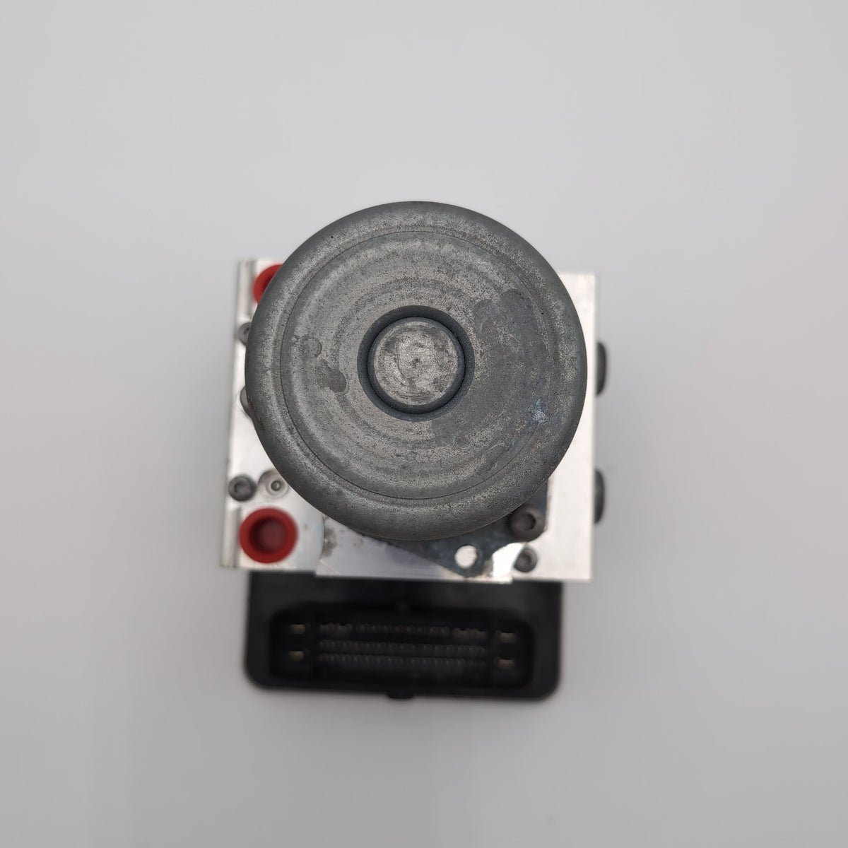 2016 - 2021 BMW 540i ABS Anti Lock Brake Pump Control Unit 6896980