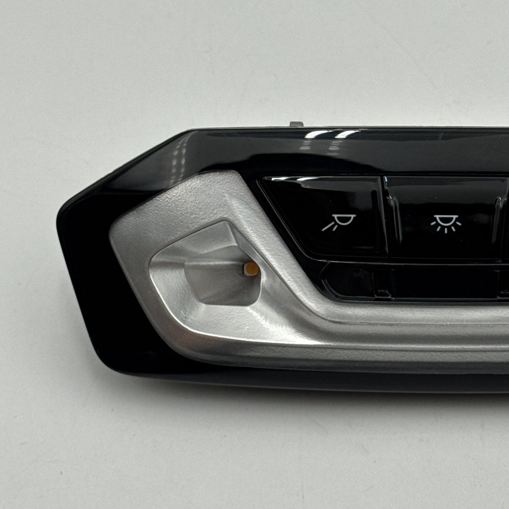 2019 - 2026 BMW 330i G20 G22 G26 G80 G82 Interior Rear Reading Light 7910813