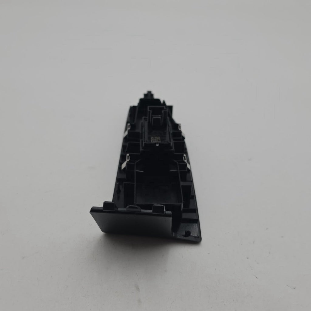 2023 - 2026 BMW 540i 530i 550e G60 iX Right Passenger Window Switch 9858637