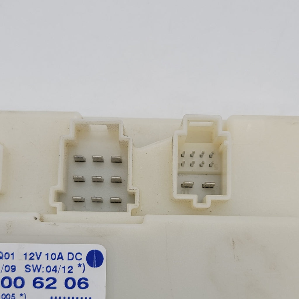 2010-15 Mercedes C CLS E CLASS Keyless Go Entry Control Module A1729007900