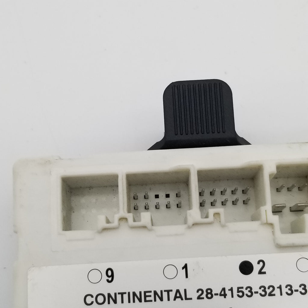 OEM Mercedes Benz W205 2015 Front Right Door Control Unit Module A2059004321