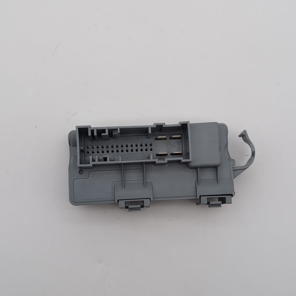 2022 - 2026 BMW X1 X2 Mini Cooper Countryman Power Distribution Box LIN Module