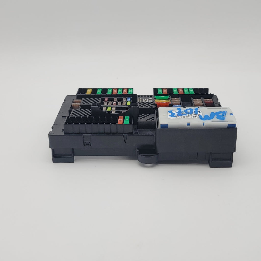 FUSE JUNCTION RELAY BOX BLOCK MODULE 61148713127 BMW 330I 530I G30 2017- 2023