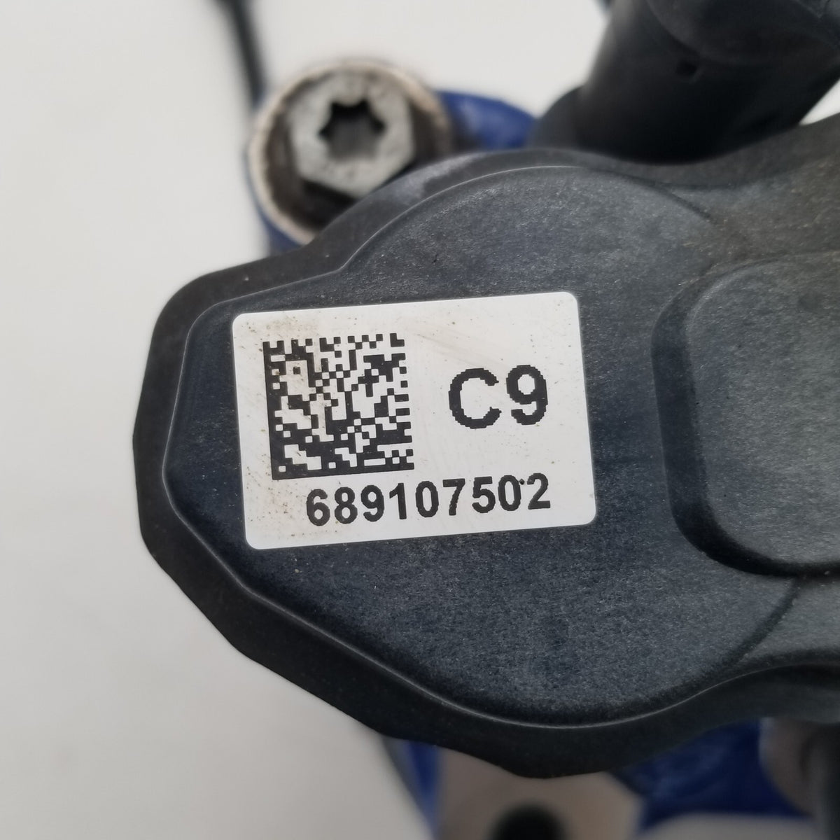 2023 2024 BMW X1 U11 M35i M-SPORT LEFT REAR BRAKE CALIPER BLUE W/ ACTUATOR OEM