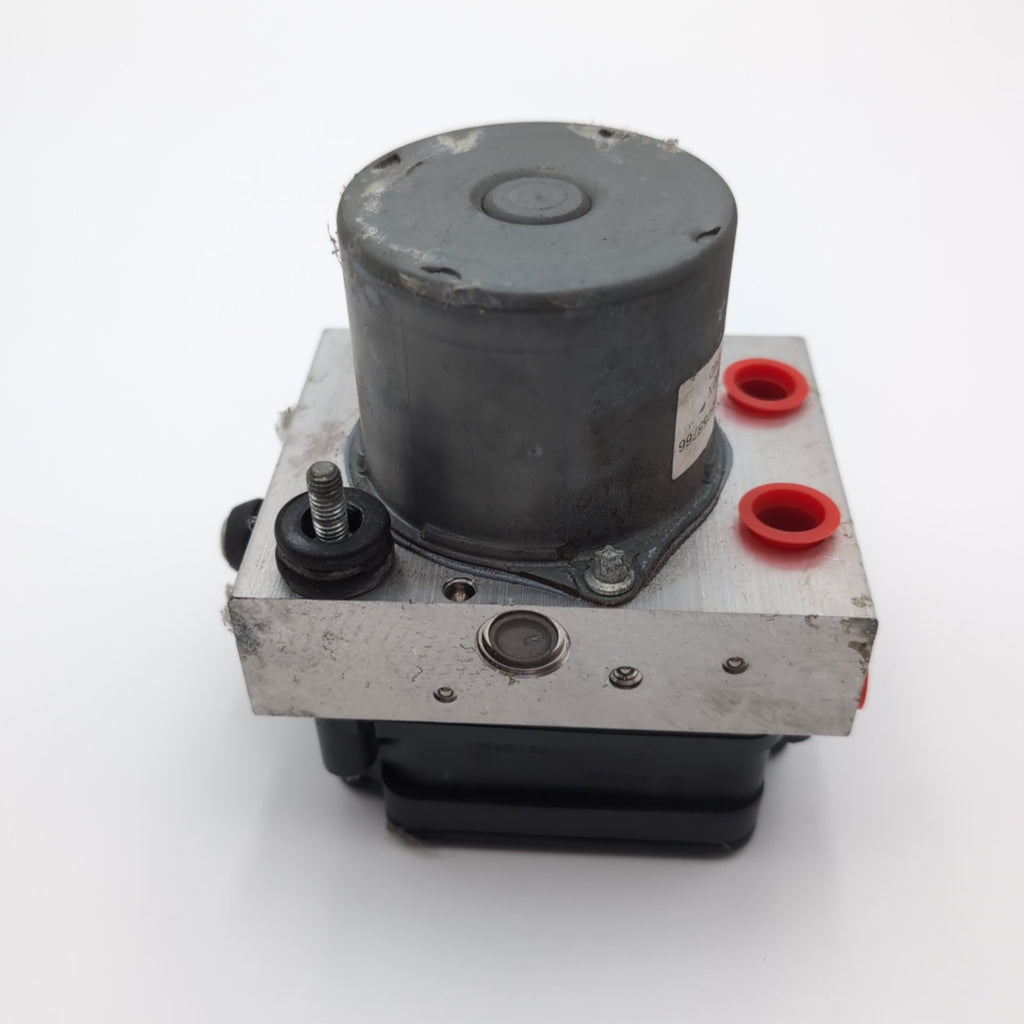 2018 Chevrolet Camaro 2.0L ABS Anti Lock Brake Pump 84244637
