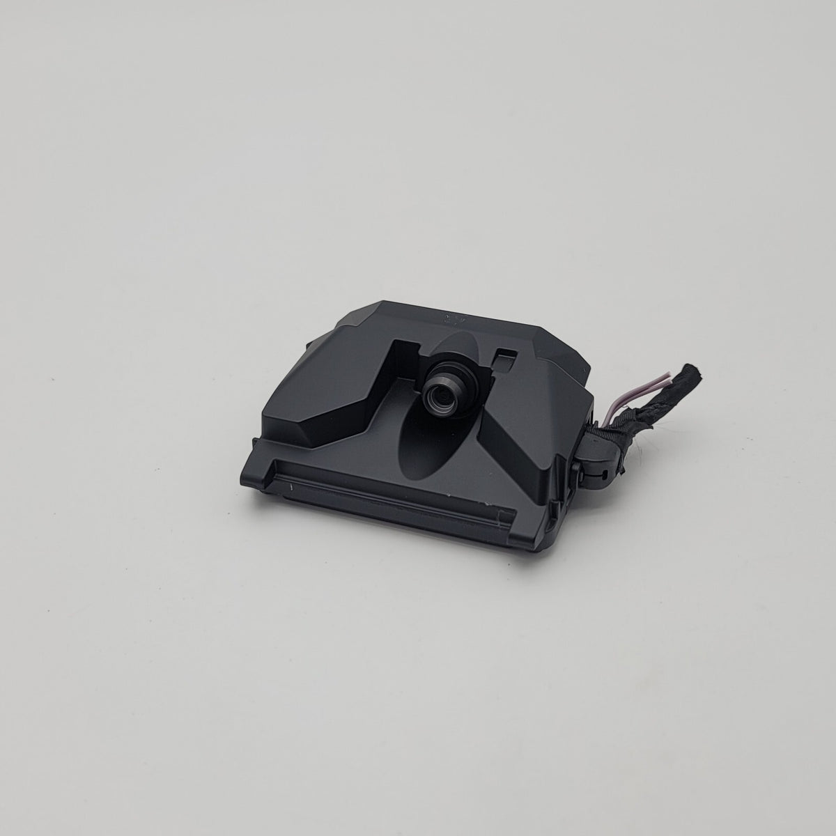 2018 2019 2020 2021 2022 2023 BMW F90 G20 LANE DEPARTURE CAMERA CONTROL MODULE