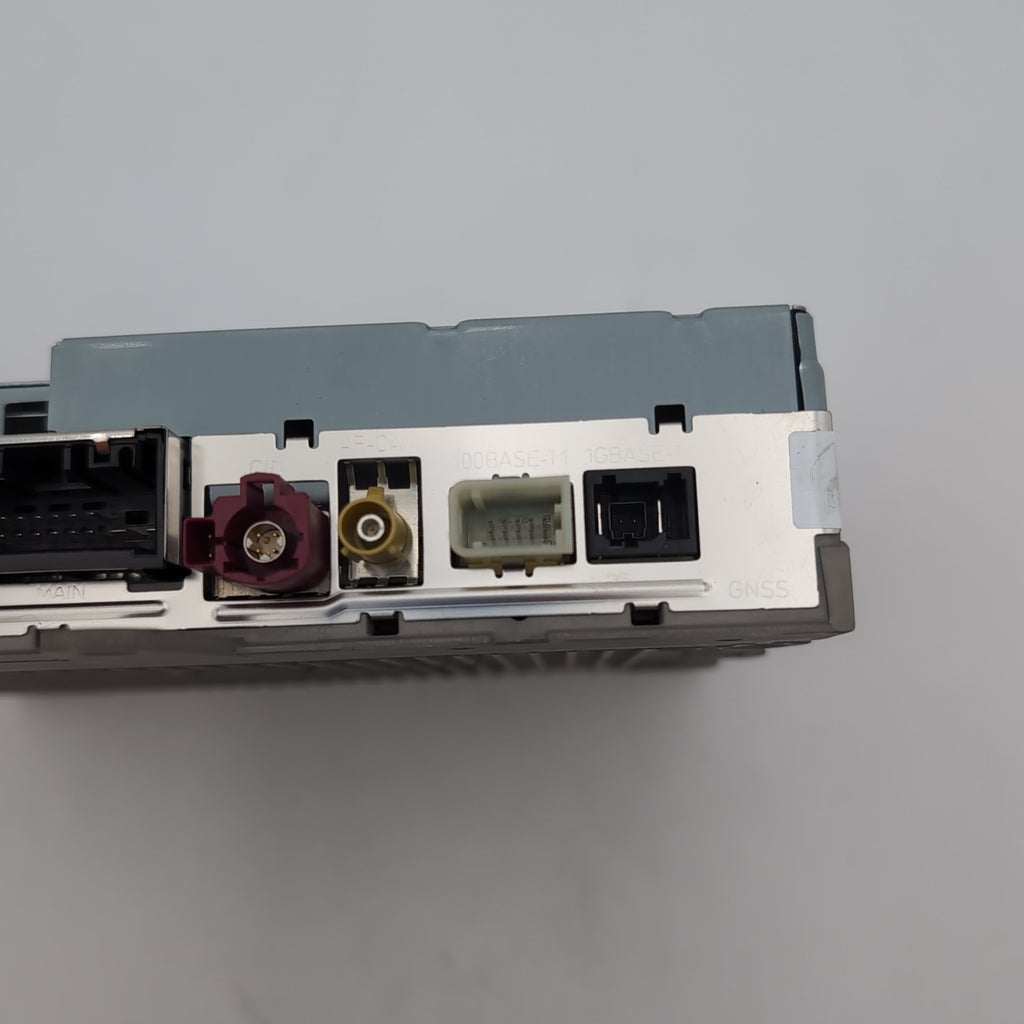 2025 BMW 550e 530i Garmin Radio Stereo Head Unit OEM 5B74CF4