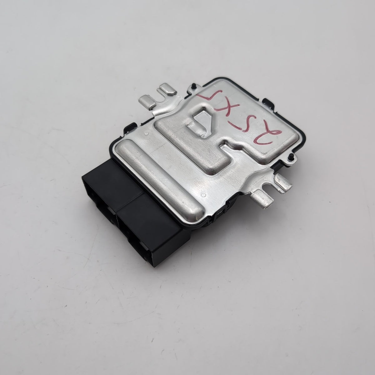 2024 - 2026 BMW 2 5 7 G60 G70 F74 X1 X2 X3 X5 X6 X7 Fuel Pump Control Module