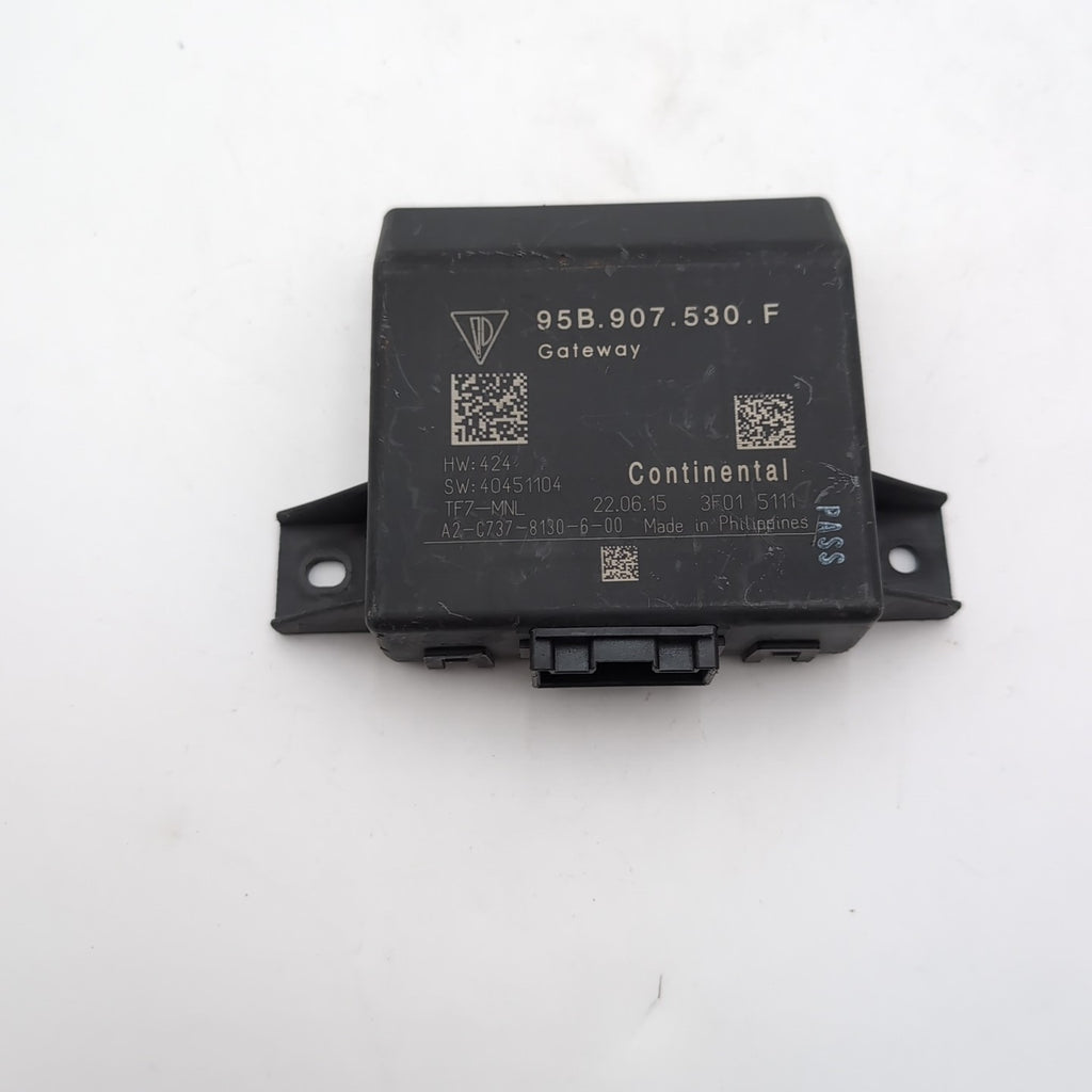 2016 2017 Porsche Macan Gateway Control Module OEM 95B907530F