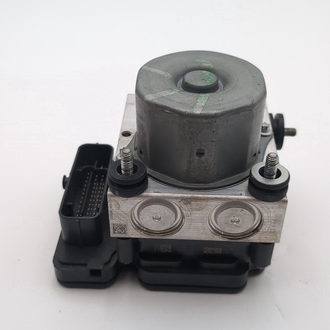 2019 2020 Nissan Altima ABS Anti Lock Brake Pump 476606CD0A