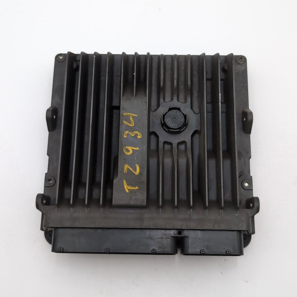 2017 Toyota Sienna 3.5L AWD Engine Computer Control Module ECU 89661-08444