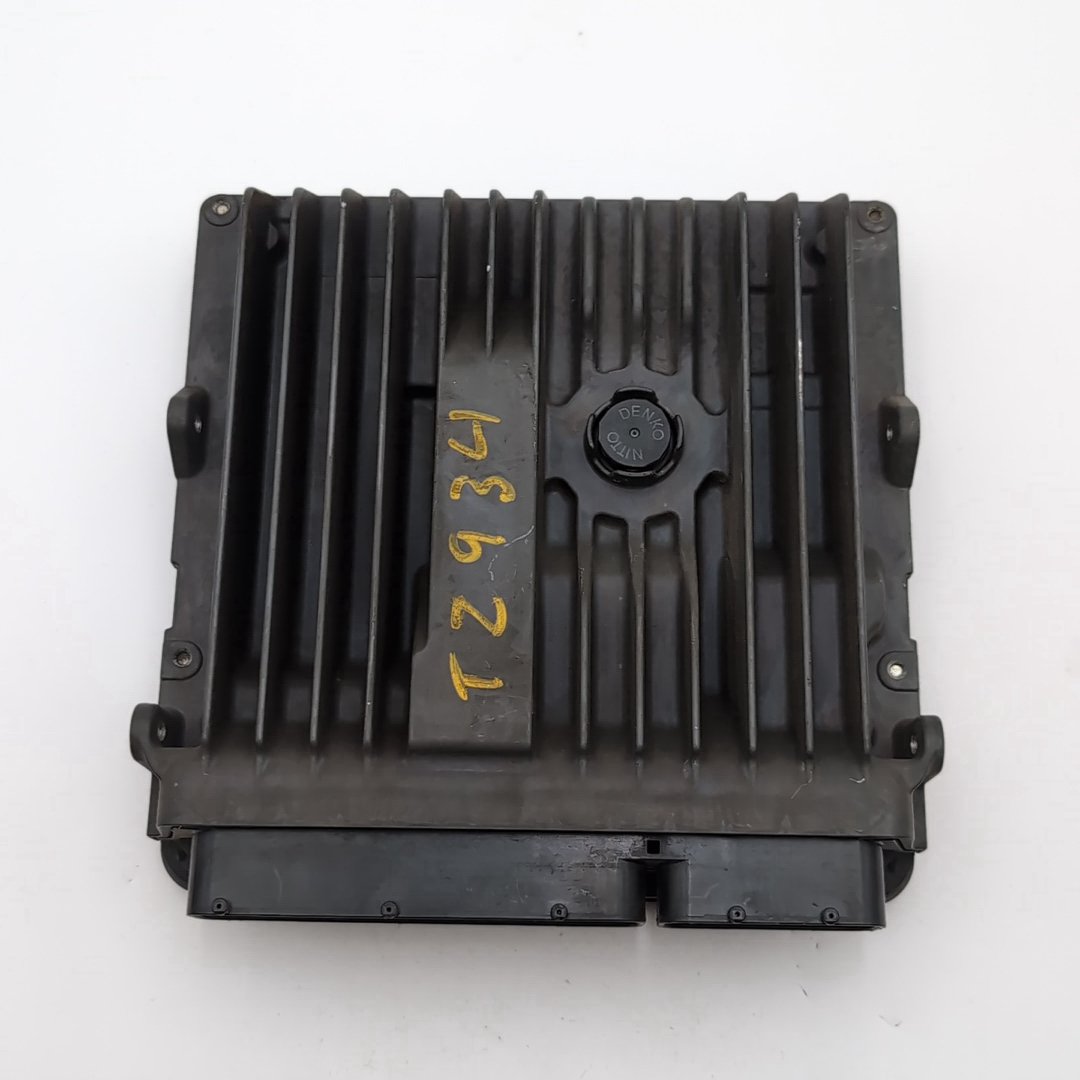 2017 Toyota Sienna 3.5L AWD Engine Computer Control Module ECU 89661-08444