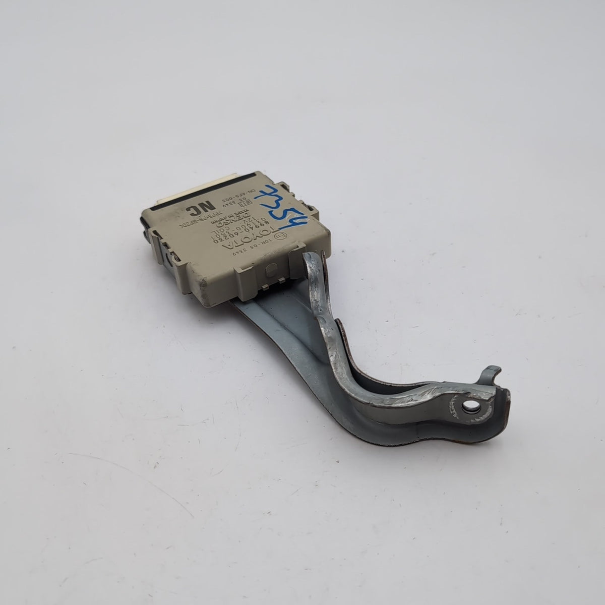 2014- 2019 Lexus GX460 Headlamp Swivel Control Module OEM 89940-60230