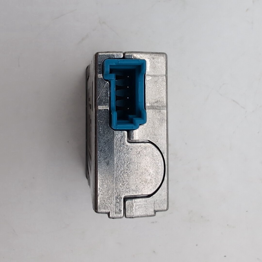 2019 - 2023 BMW F46 G80 G82 G11 G12 X1 X3 X4 Dual USB Port Bush Socket 8711938