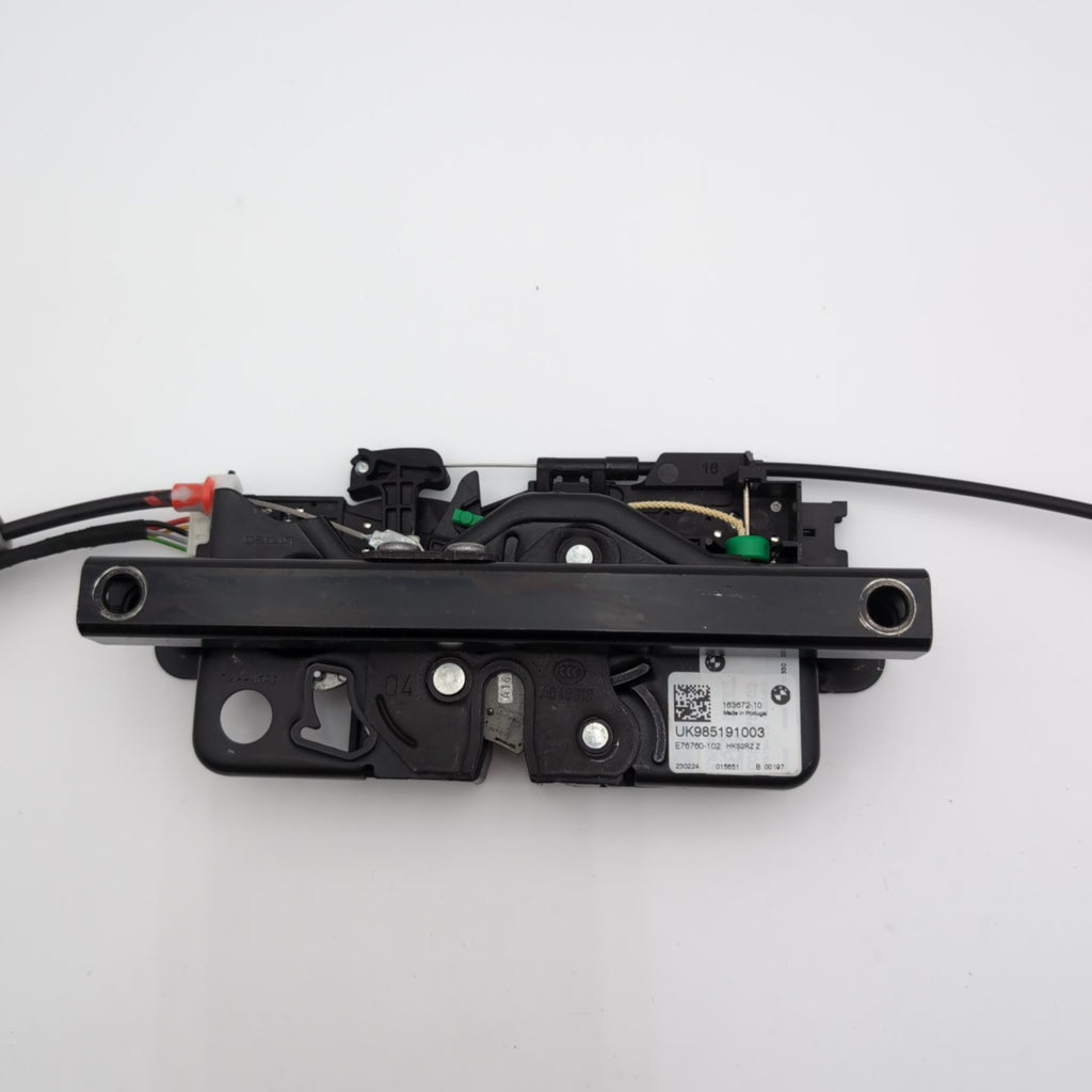 2023 - 2025 BMW i4 G26 Rear Trunk Lid Liftgate Latch Actuator Assembly 9851910