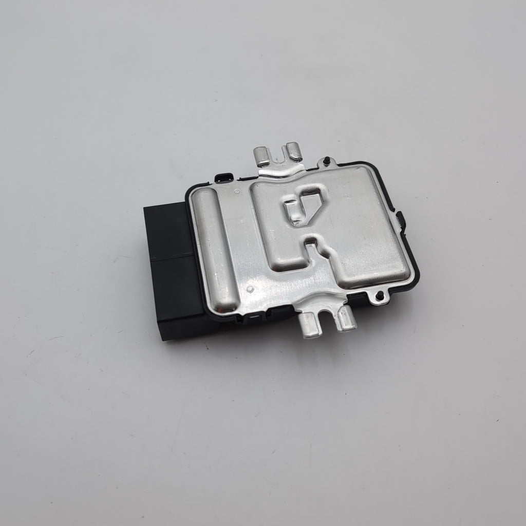 2024 2025 BMW X5 IFM Fuel Pump Control Module OEM 5B5A1E9