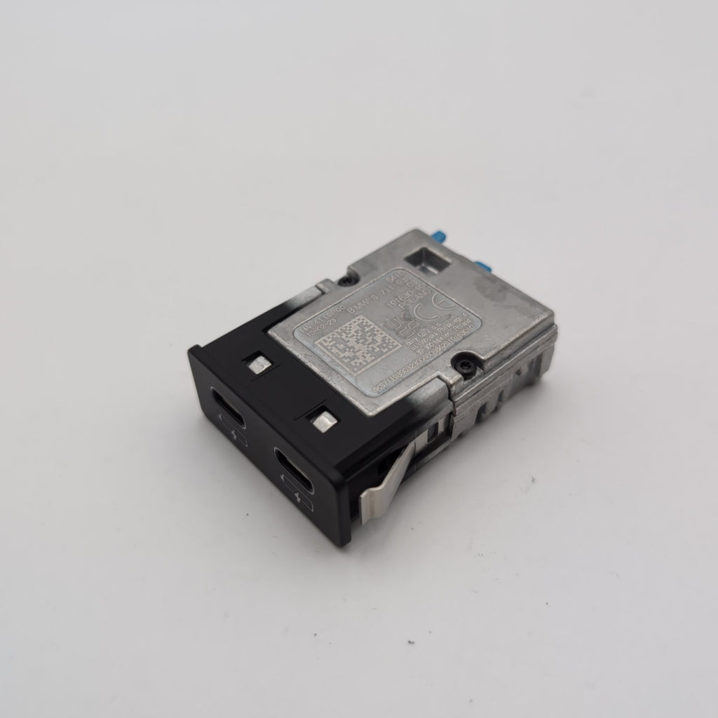 2019 - 2024 BMW G20 G26 F46 G30 G12 M3 M4 X1 X3 X4 Dual USB Port Socket 8711938