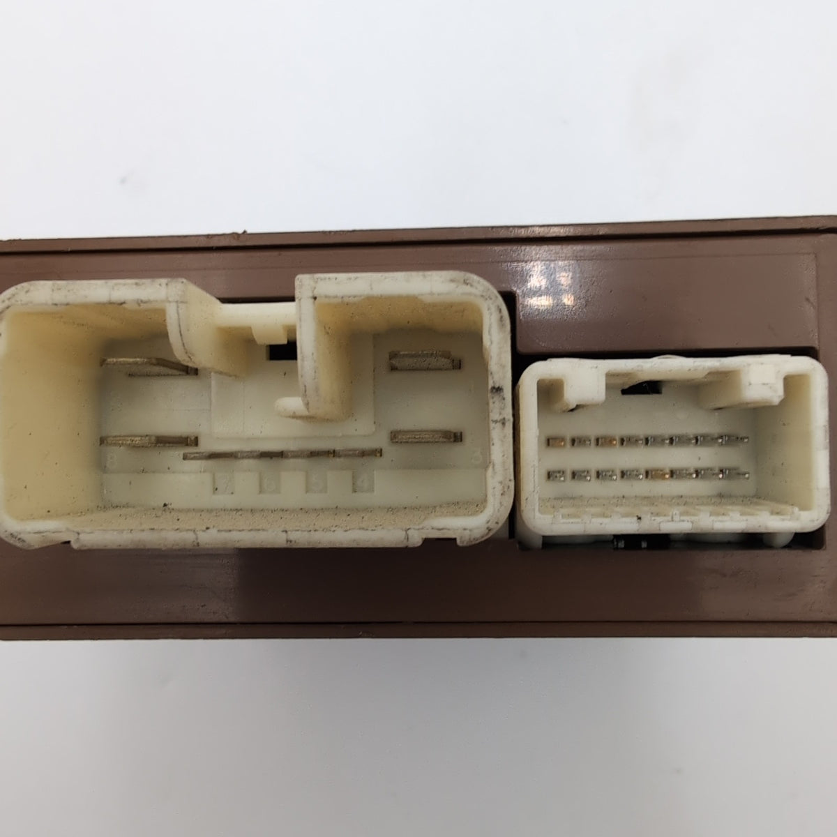 2018 2019 2020 Lexus GS F Parking Brake Control Module OEM 89050-30070