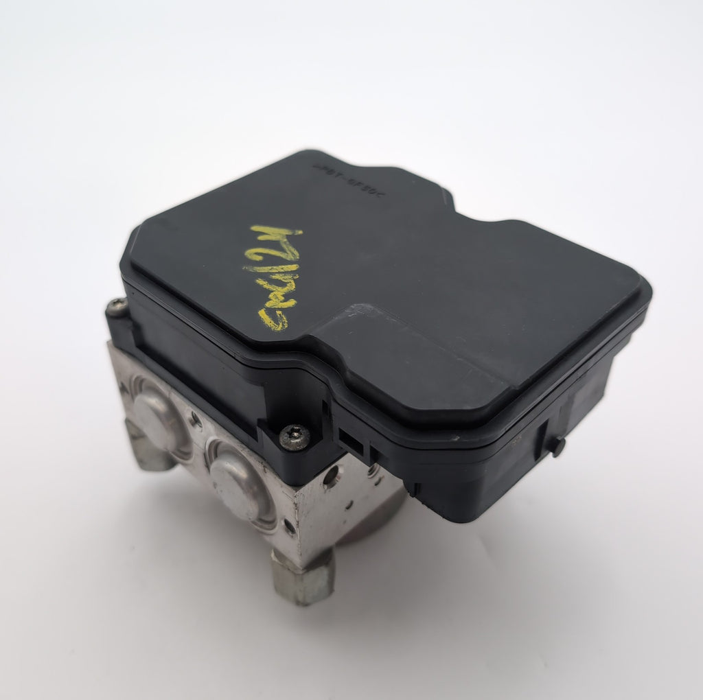2018 2019 Toyota Corolla ABS Anti Lock Brake Pump Control Unit 44540-02551