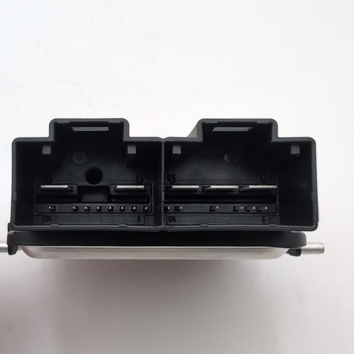 2024 - 2026 BMW 2 5 7 G60 G70 F74 X1 X2 X3 X5 X6 X7 Fuel Pump Control Module