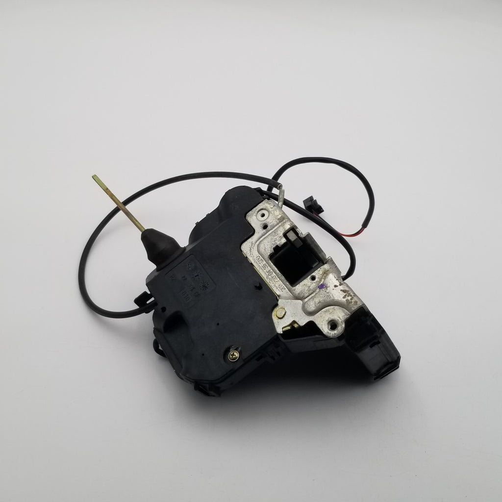 2001- 2007 Mercedes W203 C230 C280 Front Right Door Lock Latch 2037300435