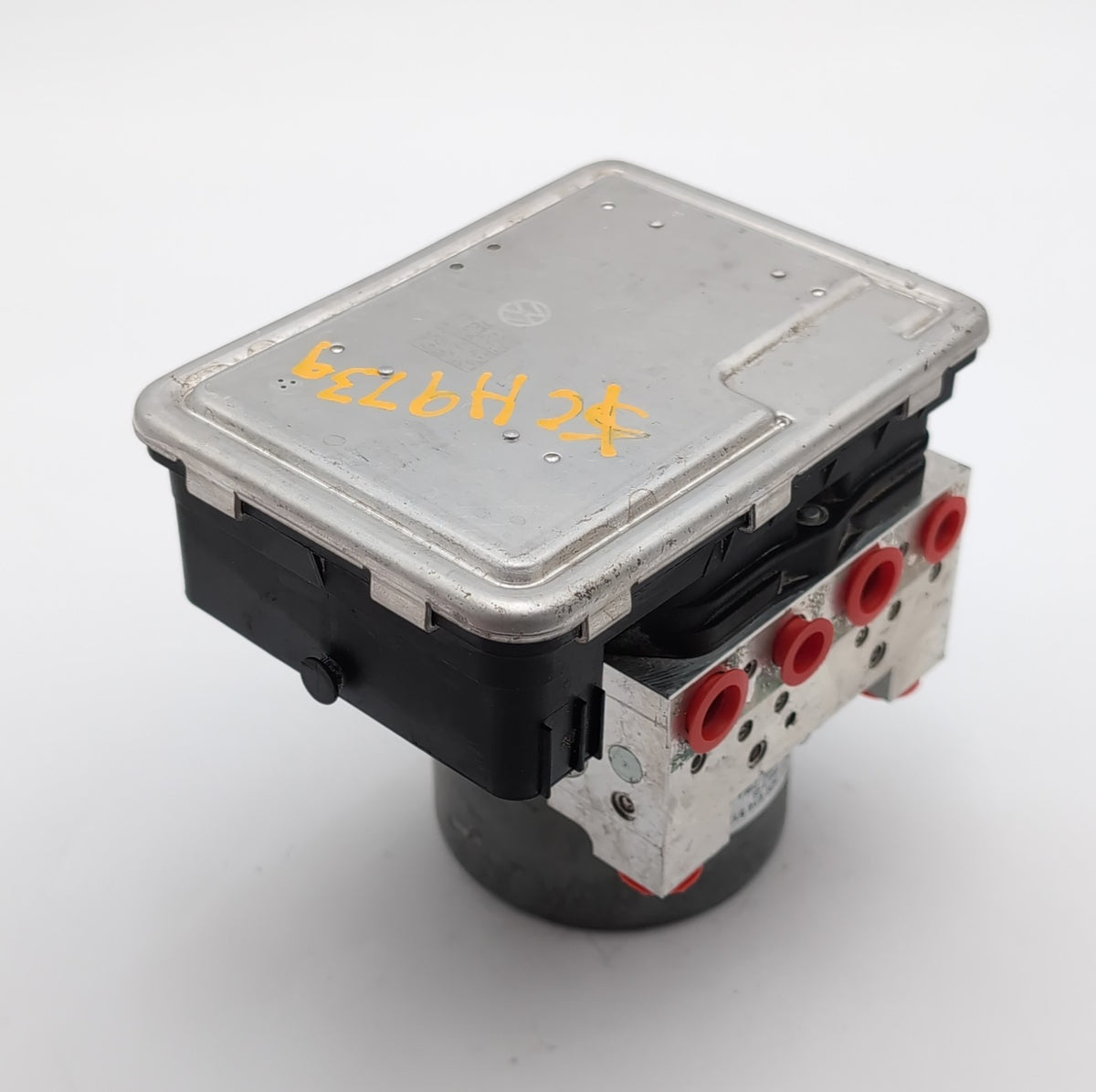 2021 2022 Volkswagen Taos 1.5L ABS Anti Lock Brake Pump Control Unit 5Q0614517GB