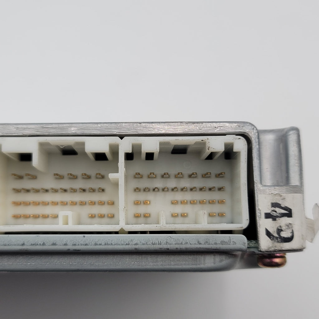 2004 Lexus ES330 ECU ECM COMPUTER 89661-33A41 898707