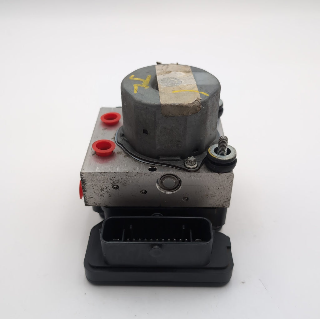 2014 Nissan Rogue 2.5L ABS Anti Lock Brake Pump Control Unit 476604BA0A