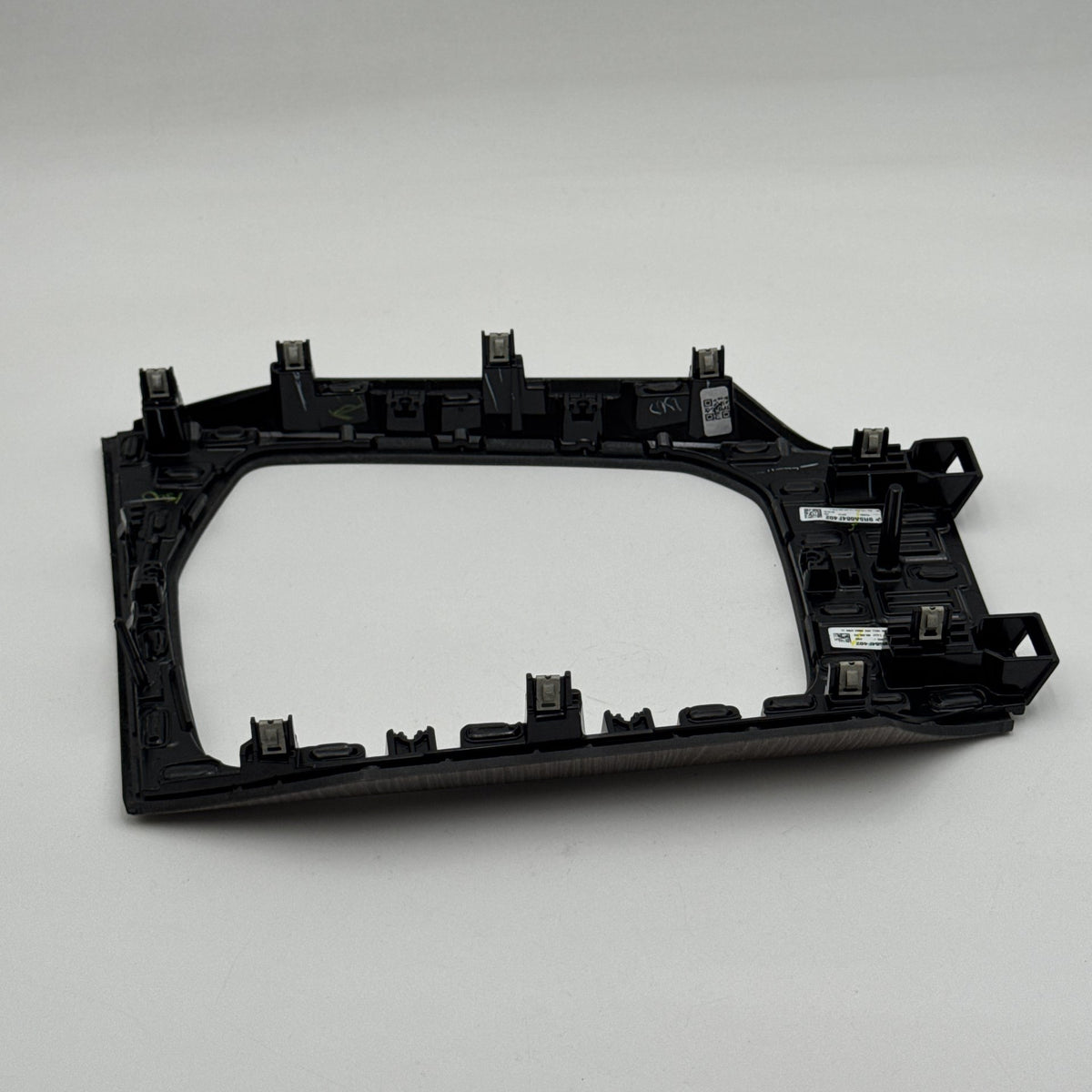 2024 - 2026 BMW 330i G20 G22 G26 Center Console Fineline Open Pore Wood Trim