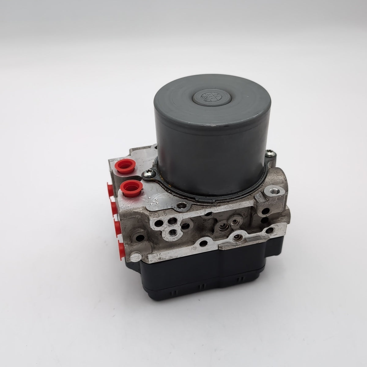 2016 2017 Infiniti Q50 ABS Pump Module 476604GH0A OEM