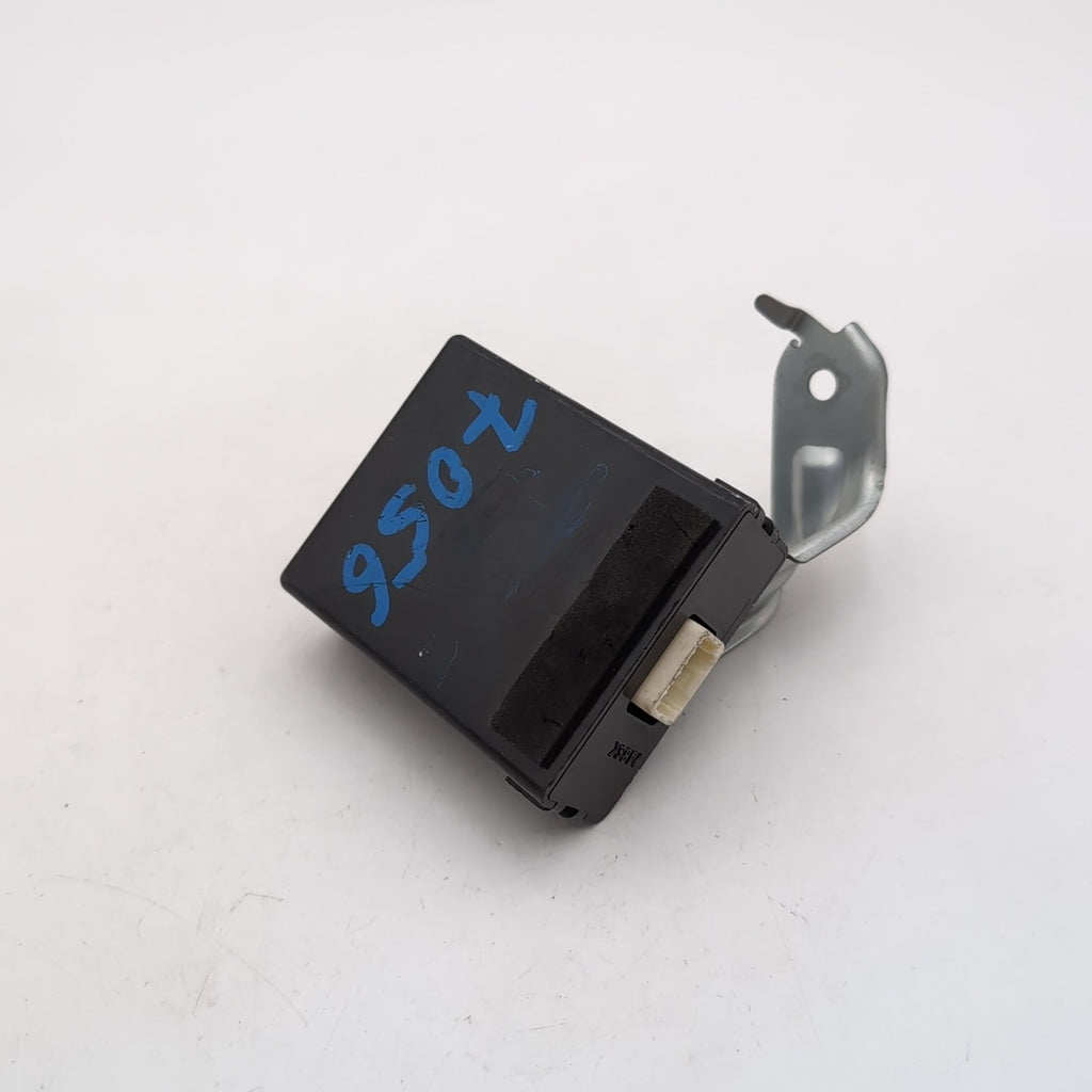2014 TOYOTA PRIUS V 1.8L FWD AT VEHICLE APPROACHING CONTROL MODULE ECM