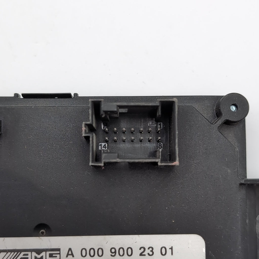 Mercedes W204 W212 W218 E63 C63 Front Drive Control Module Unit A0009002301