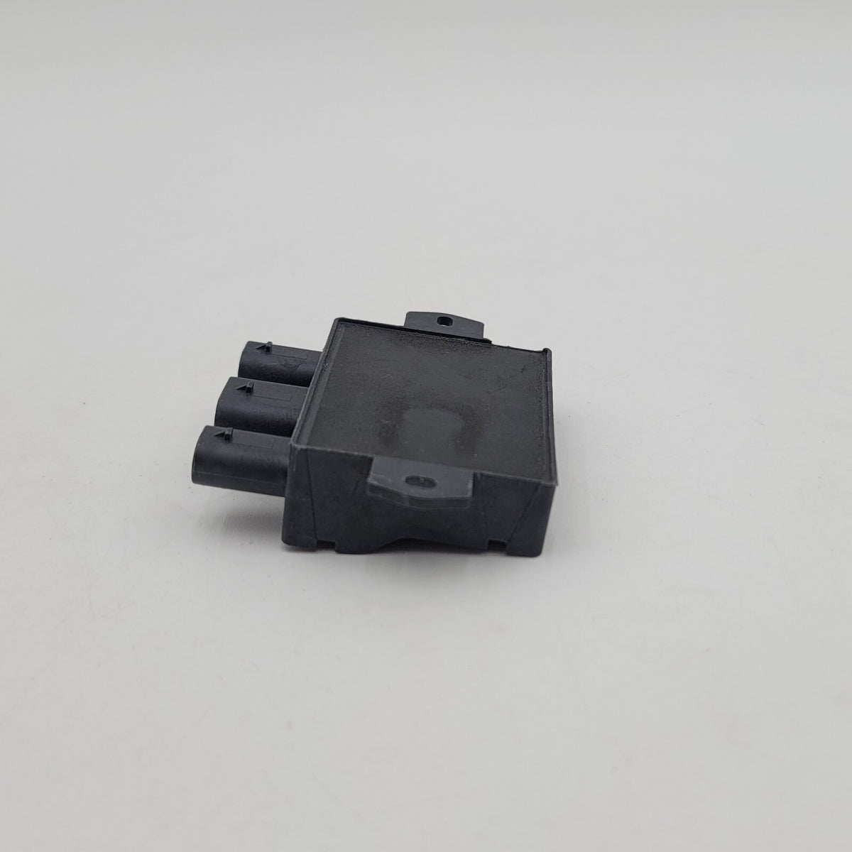 2021 - 2025 MERCEDES S580 W223 TRUNK DECK LID HANDS FREE MOTION SENSOR MODULE