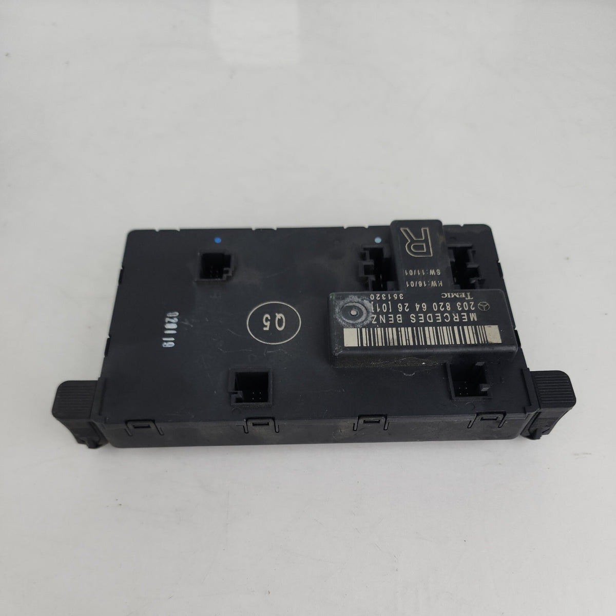 2001-2007 Fits Mercedes-Benz Front Right Door Control Module 2038206426 Oem