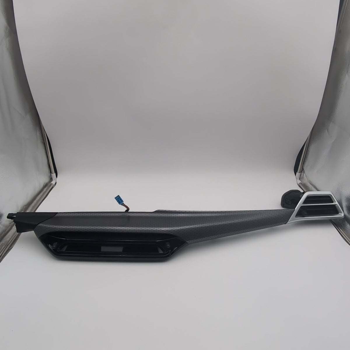 2025 2026 BMW G42 G20 G22 Center Dash Air Vent Assembly Trim Aluminum Rhombicle