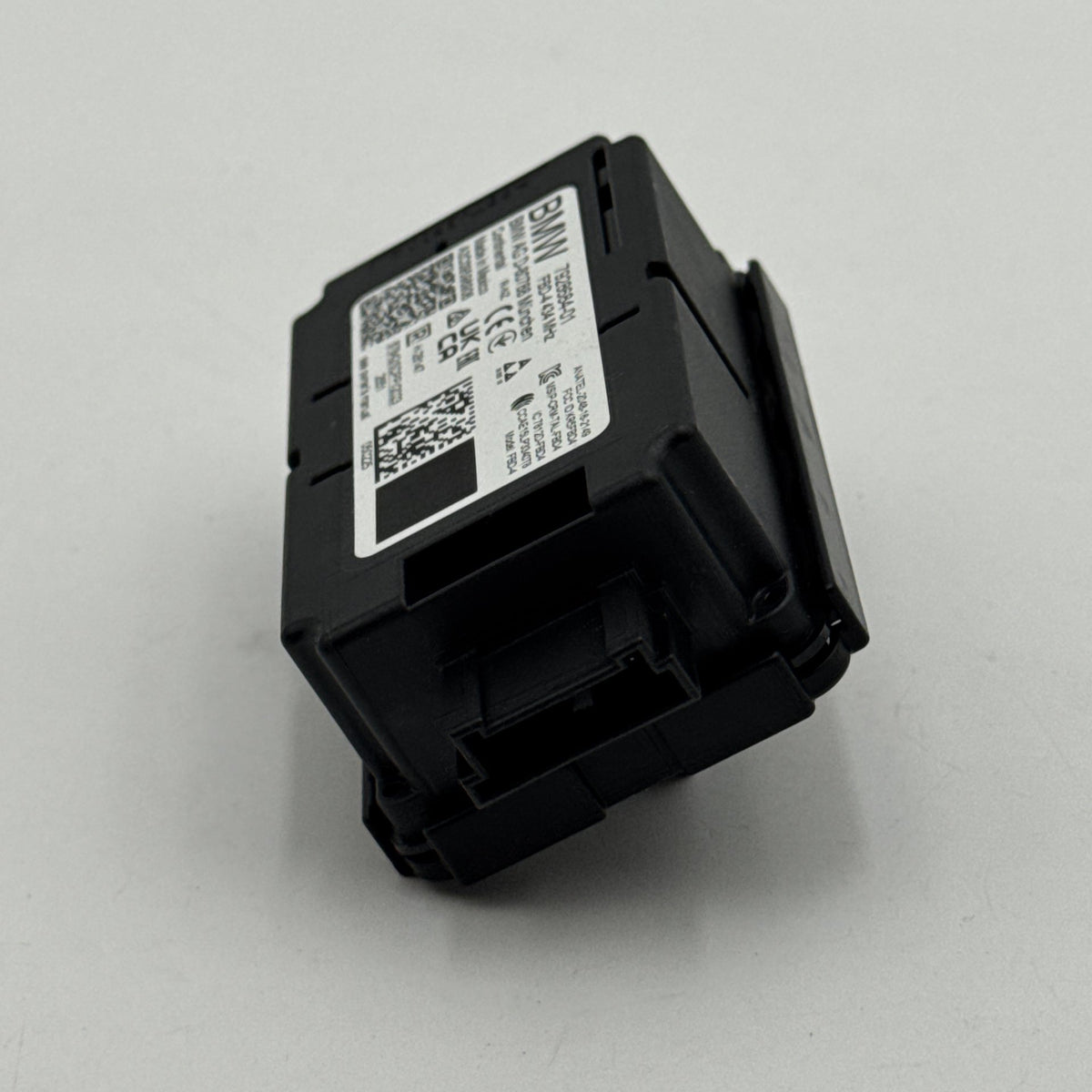 2024 - 2026 BMW G20 G22 G26 G60 X3 X5 X6 X7 Radio Remote Receiver Control Module