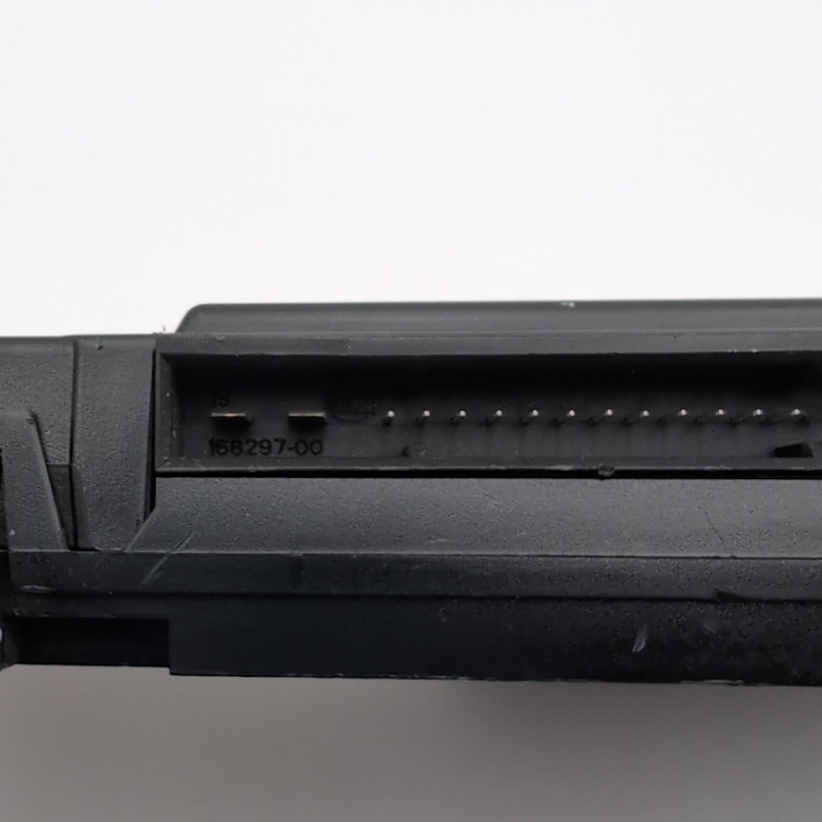 2010- 2018 Mercedes W218 CLS63 Rear SAM Module Relay A2129005001
