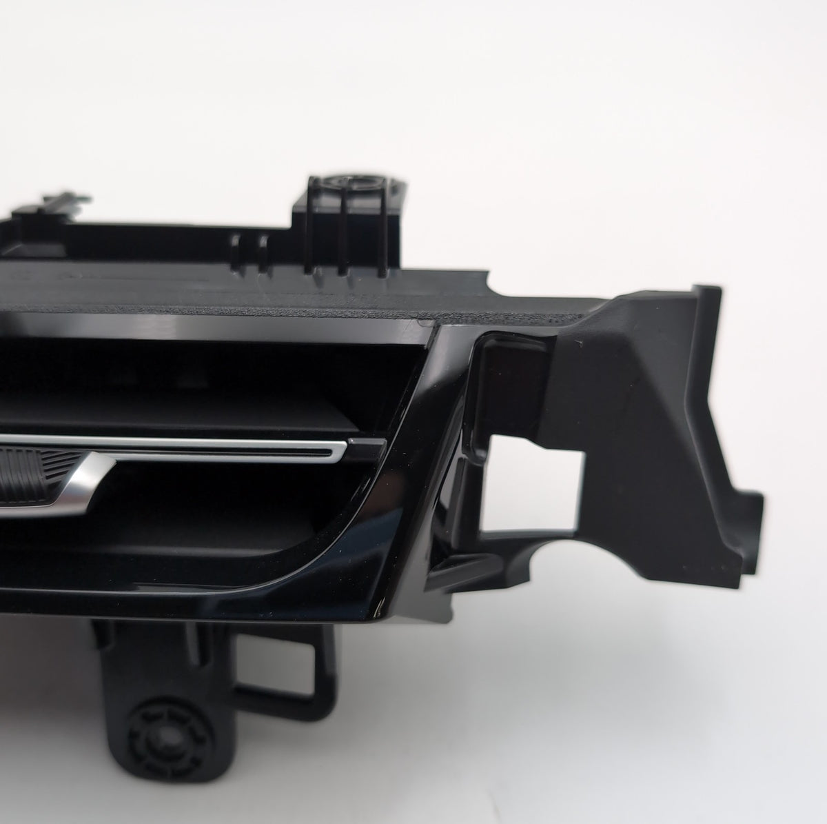 2023 2024 2025 BMW X1 X2 Driver Left Dash AC Heater Air Vent 9483382