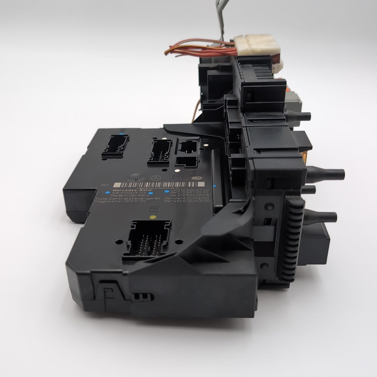 2010- 2018 Mercedes W218 CLS550 Rear SAM Fuse Box Relay Control Unit 2129009722