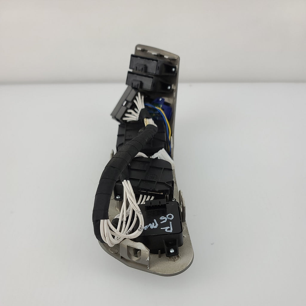 2003- 2012 Maserati Quattroporte Grey Front Right Seat Control Unit 469556